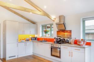 3 Bed in Winnards Perch oc-m30557