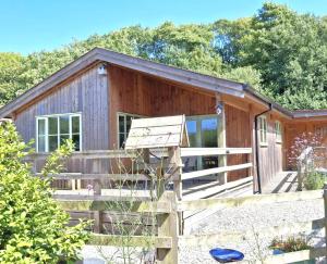 3 Bed in Winnards Perch oc-m30557