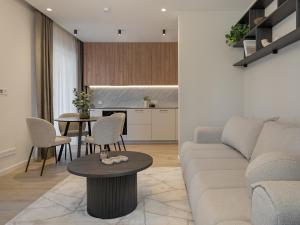 Nature Park Near River, Modern 2bed, Fast Wi-Fi, Kitchen Oven