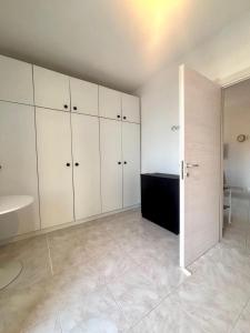 NURAS - Casa Aurelia square view old town img1