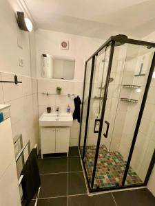 Chalet centre, jacuzzi, 8 pers, ski & randonnée à pied