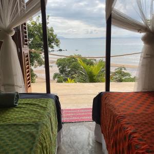 Beachfront Flat - Terrace Garden - 30m to beach