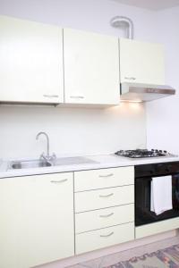 Residence New Solaria beach included with umbrella and sunbeds