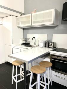 Bright house with terrace in Palavas