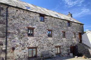 Stunning Converted Granary in Heart of St Davids