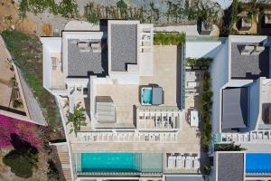 Villa Horizon - Luxury, Heated Pool and Jacuzzi