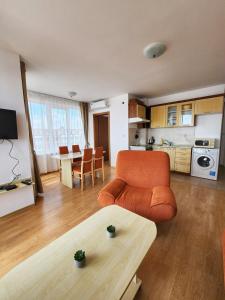 Stunning Beach View Apartment