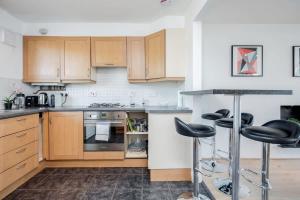 Spacious 2bed in top location Holland Park-N Hill