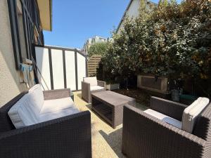 Charmant T2 à 2 min de la mer, avec Jardin Privé et clôturé, Parking, à proximité du Centre-Ville