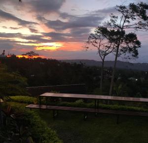Giri Garden Sunset Glamping