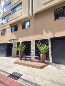 Apartamento a 200m Praia 2 Quartos, Garagem, Wi-Fi Balneário Camboriú