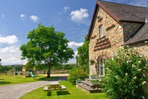 Oak Cottage at Scolton Cottages - Indoor pool