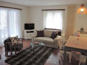 Casa Hella by fewotessin