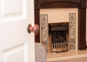 4 Bed in Whitby oc-w084