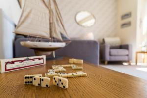 2 Bed in Torquay oc-9marco