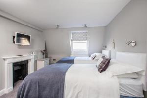 6 Bed in Bath oc-bhr27