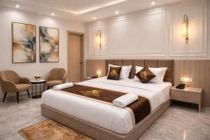 Hotel Atlantis Suites By Signature Stayz Near Kashi Vishwanath Rathyatra