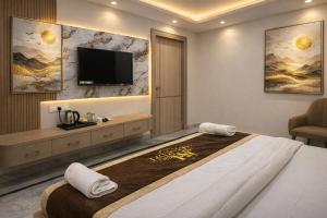 Hotel Atlantis Suites By Signature Stayz Near Kashi Vishwanath Rathyatra