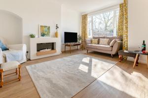 3 Bed in Sidmouth oc-m30720