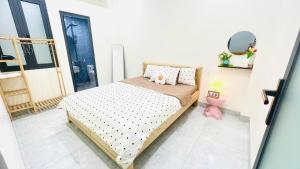 Nguyên căn 3 phòng gần biển, gần TTTP - 1988 Homestay