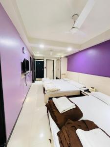 HOTEL MADNI ROYALE (50 Mtrs from Dargaah), Ajmer