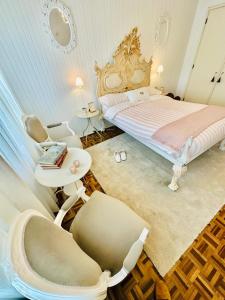 Serafina Palace Historic Charm by the Sea