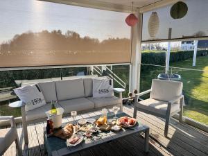 Maasparcje Lodge met Hottub,Firepit en KamadoBBQ