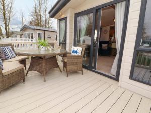 Hedgerow Lodge