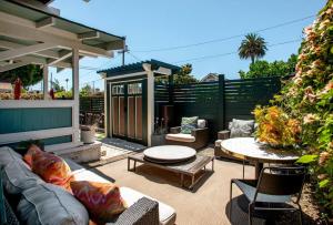 Bungalow Two Gated and Private Near Abbot Kinney