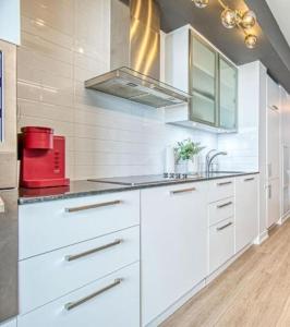 Luxury Cityscape Condo