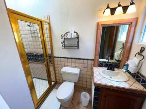 Comfortable Beachfront Condo Las Palmas II 11 B