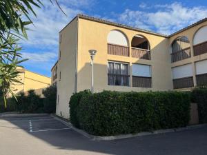 Appartement avec jardin plein sud- Clim wifi et parking