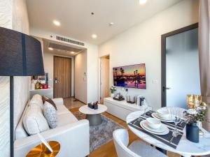 Central Bangkok New Condo Walk to Siam Paragon