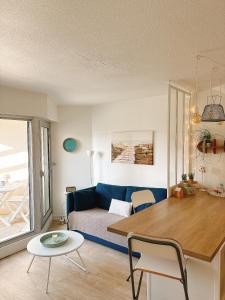 Le BULOT BLEU - 2 vacanciers - 1 chambre - Terrasse - 2 vélos - Parking - Plages et Commerces à pied