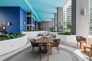 Brickell Luxury & Spacious Studio