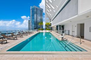 Brickell Luxury & Spacious Studio