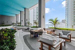 Brickell Luxury & Spacious Studio