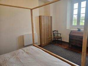 Magnifique appartement lumineux dans château avec piscine