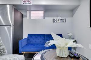 4BR Newark Stay w Parking And Fast Wi-Fi