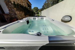 Olbia Villa Doriana 2BR 5PX FreePark Jacuzzi img42