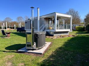 Maasparcje Lodge met Hottub,kamadoBBQ en FirePit