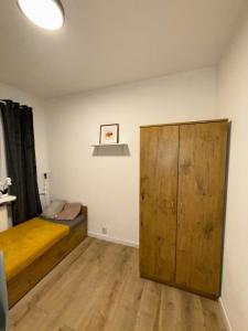 Pokój jednoosobowy do wynajęcia w mieszkaniu