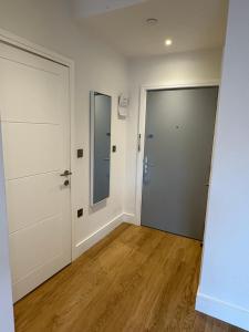 City center apartments beside nightingale club