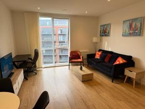 City center apartments beside nightingale club