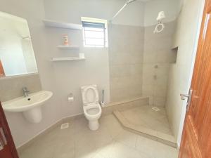 2 Bedroom TRM Drve - 2 Minutes Walk to TRM Mall