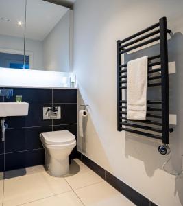 Manchester City Centre apartment, Pool table