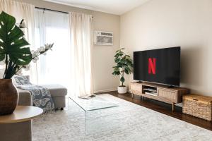 Elegant 1 BR apartment
