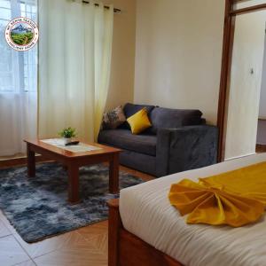 WHITE HOUSE Holiday Home, Karatina