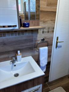 Blue River, sojenica na Dunavu