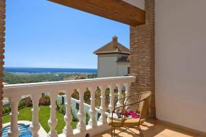Villa Fuente by Villa Plus
